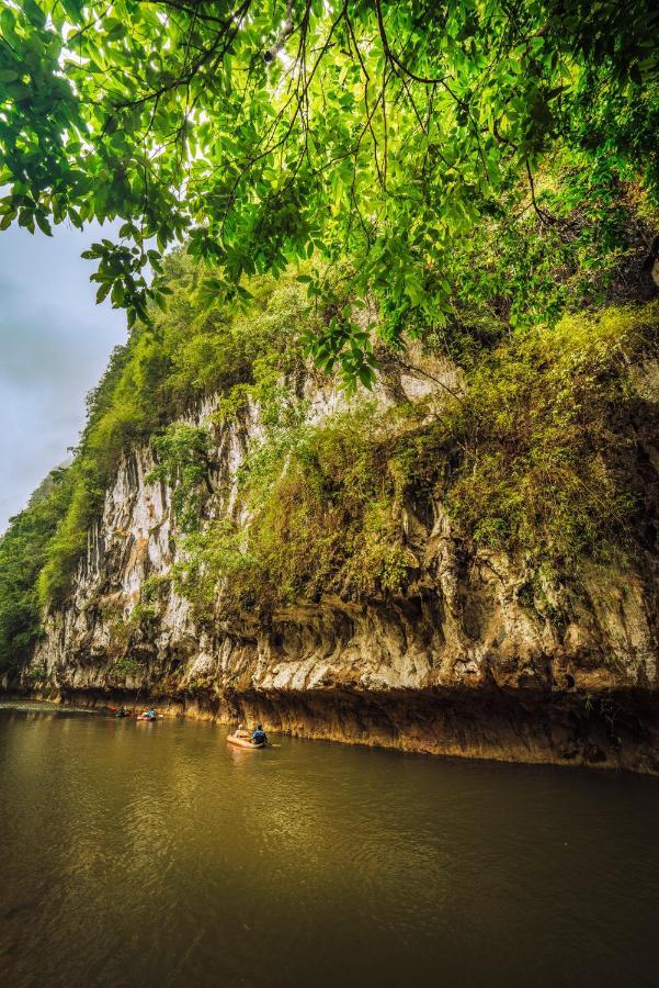 Our Jungle House Hotel Khao Sok National Park Bagian luar foto
