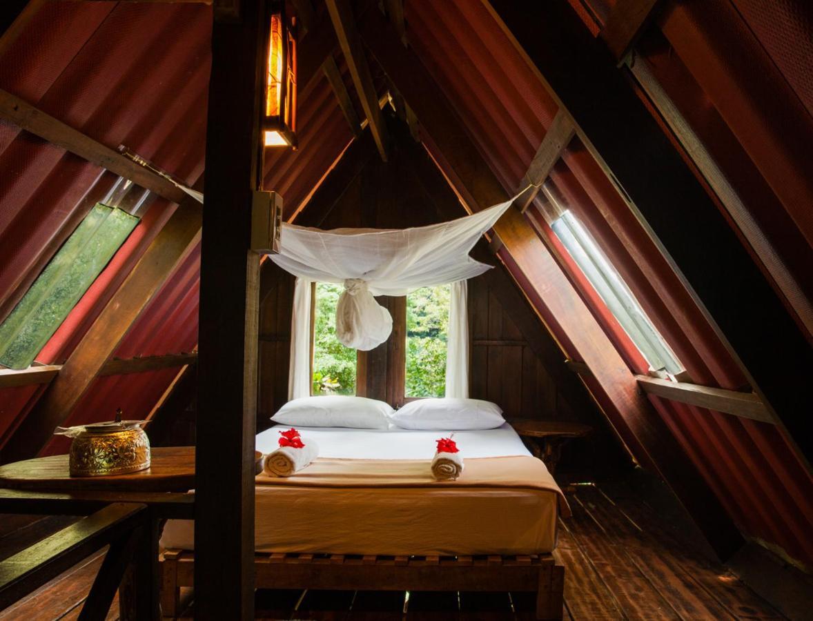 Our Jungle House Hotel Khao Sok National Park Bagian luar foto