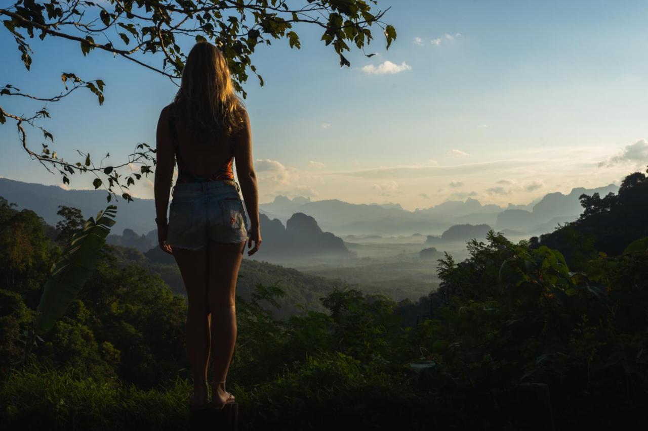 Our Jungle House Hotel Khao Sok National Park Bagian luar foto