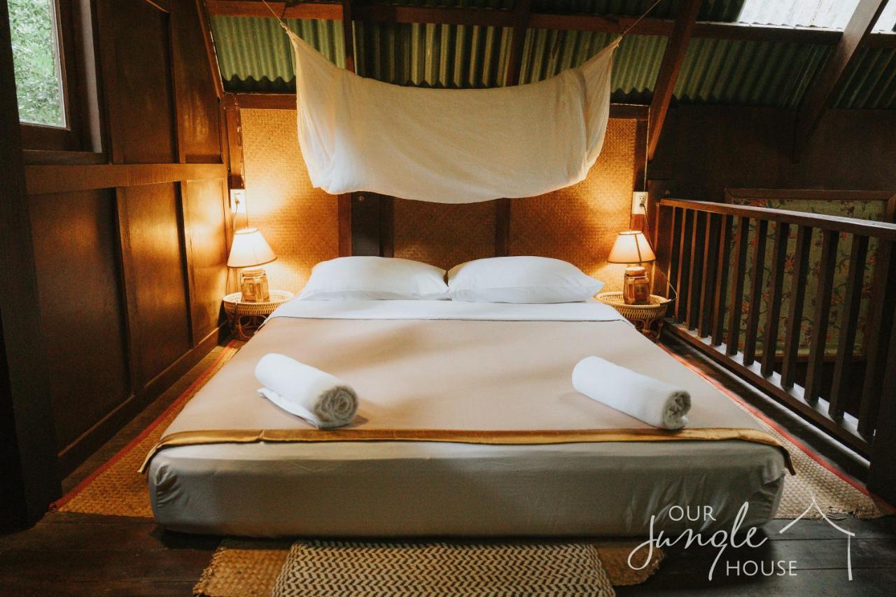 Our Jungle House Hotel Khao Sok National Park Bagian luar foto